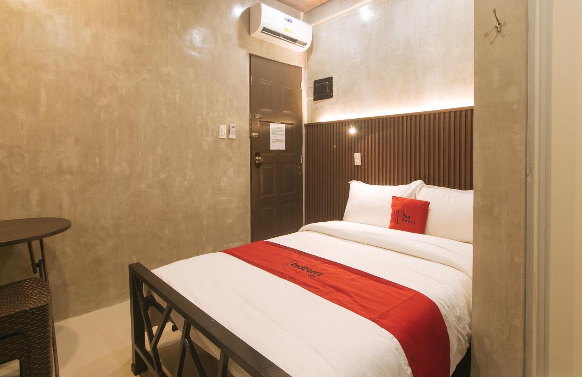 Reddoorz At Mbb Room Naia 2 Paranaque City Eksteriør billede